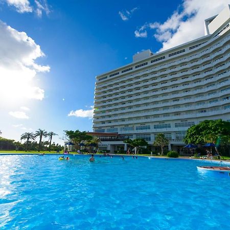 Royal Hotel Okinawa Zanpamisaki يوميتان المظهر الخارجي الصورة