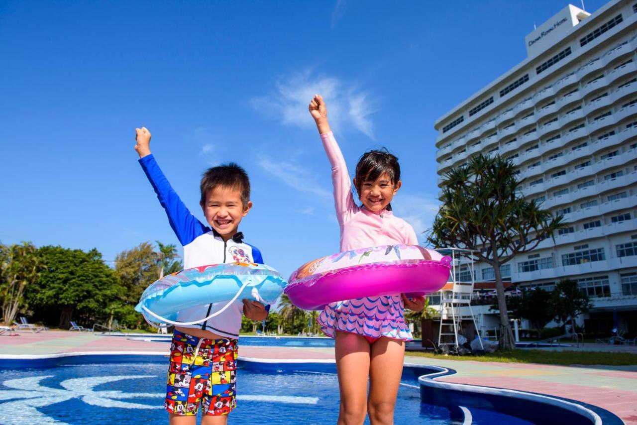 Royal Hotel Okinawa Zanpamisaki يوميتان المظهر الخارجي الصورة