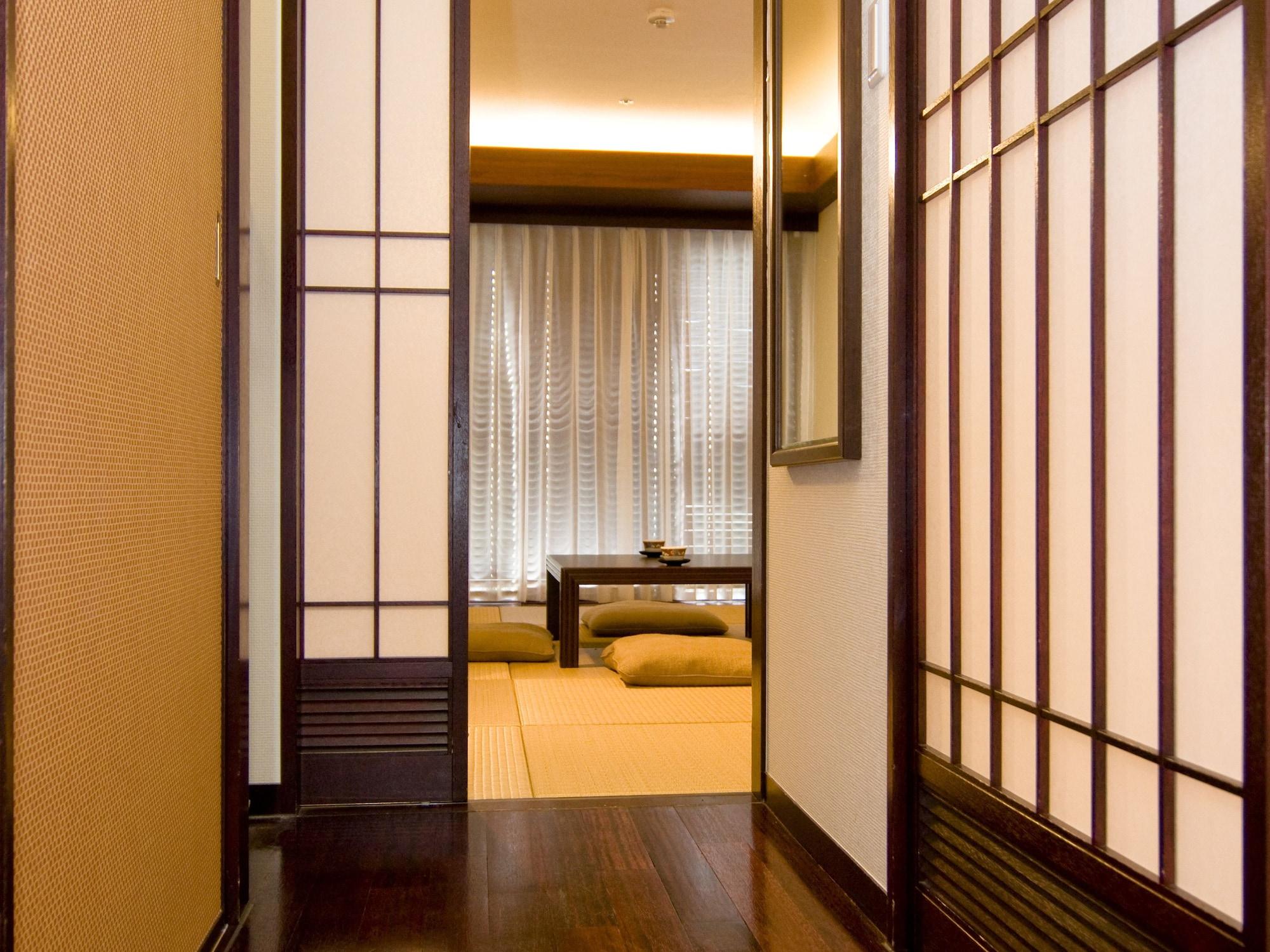 Royal Hotel Okinawa Zanpamisaki يوميتان المظهر الخارجي الصورة