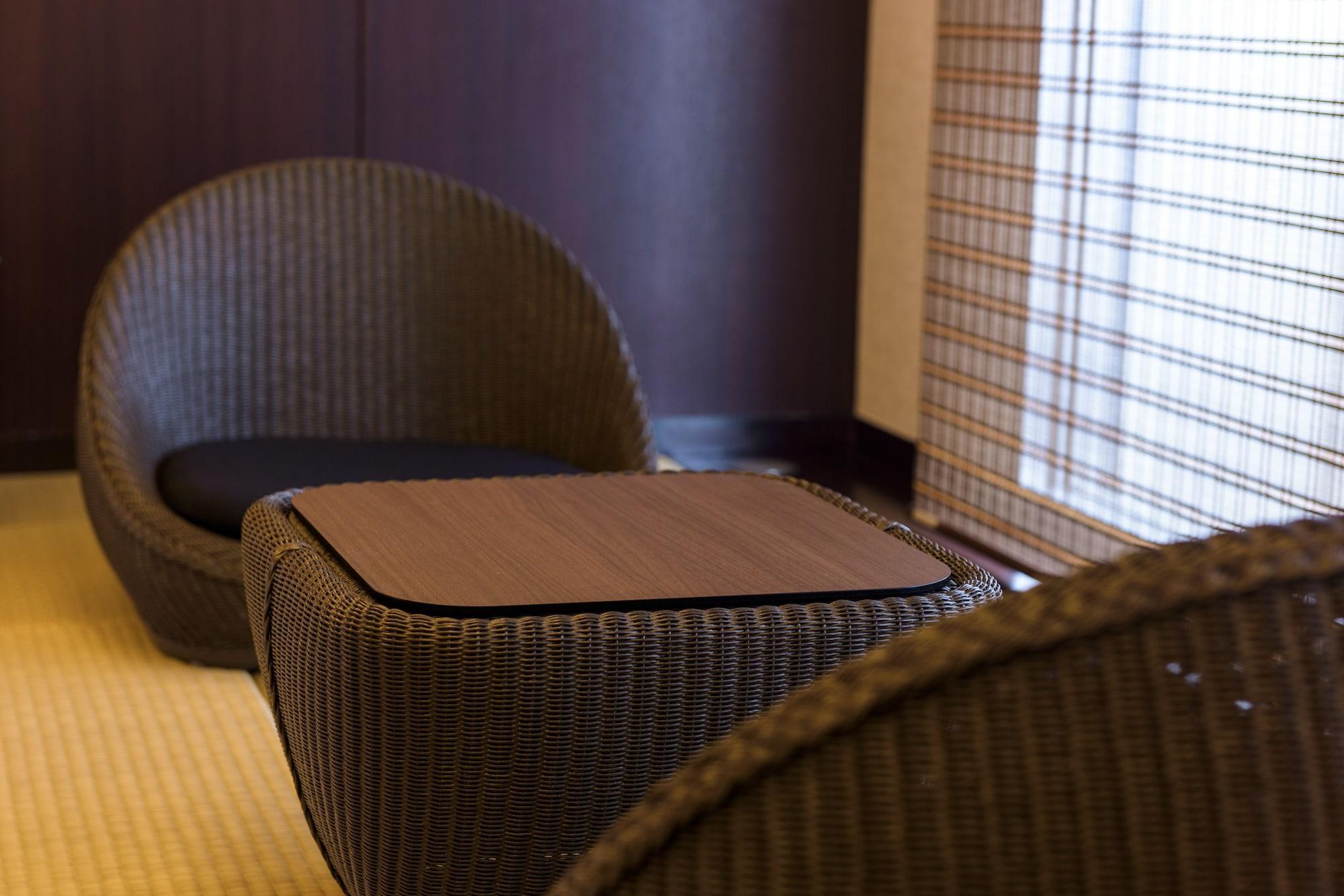 Royal Hotel Okinawa Zanpamisaki يوميتان المظهر الخارجي الصورة