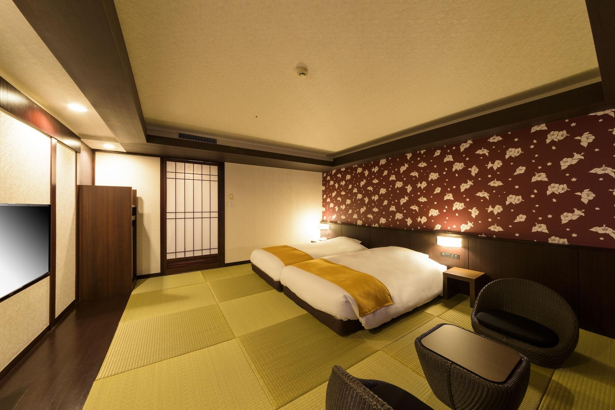 Royal Hotel Okinawa Zanpamisaki يوميتان المظهر الخارجي الصورة