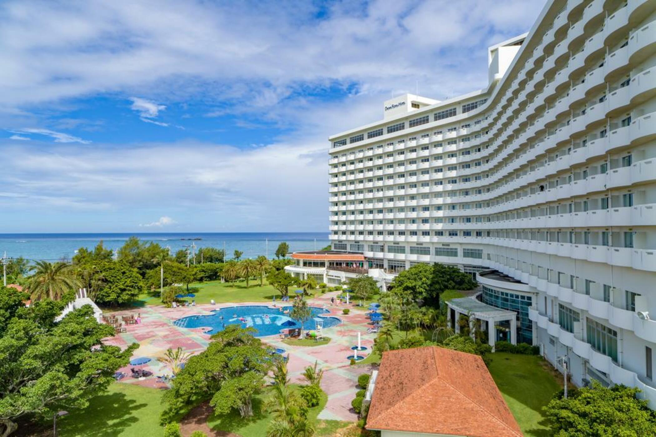 Royal Hotel Okinawa Zanpamisaki يوميتان المظهر الخارجي الصورة
