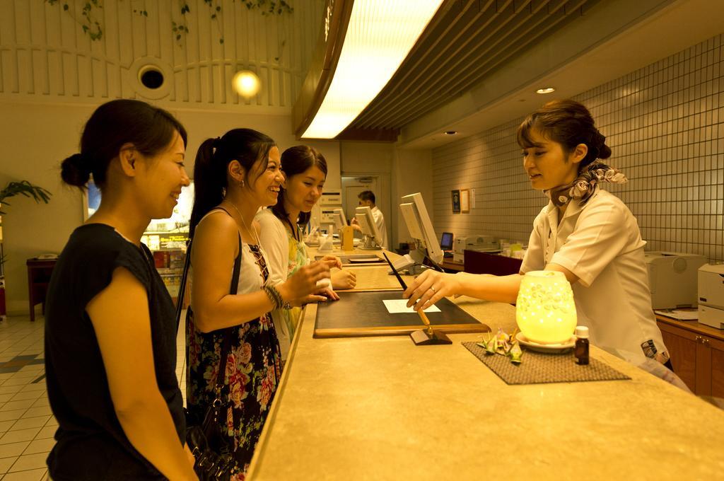Royal Hotel Okinawa Zanpamisaki يوميتان المظهر الخارجي الصورة
